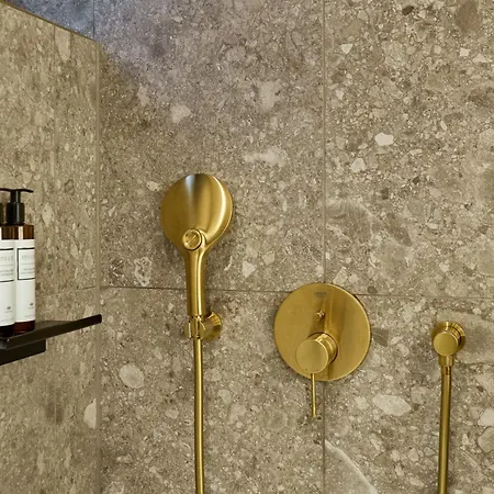 酒店 普拉茨尔酒店 - 高级 4*