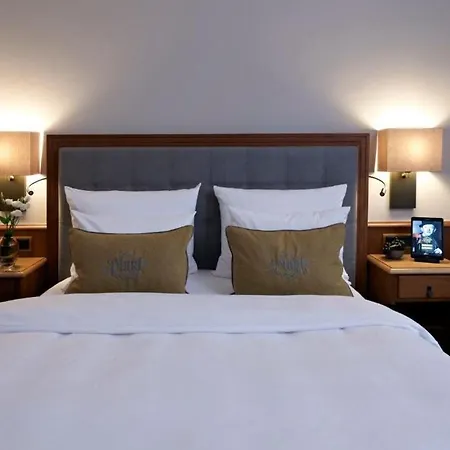 Platzl 4* Munich