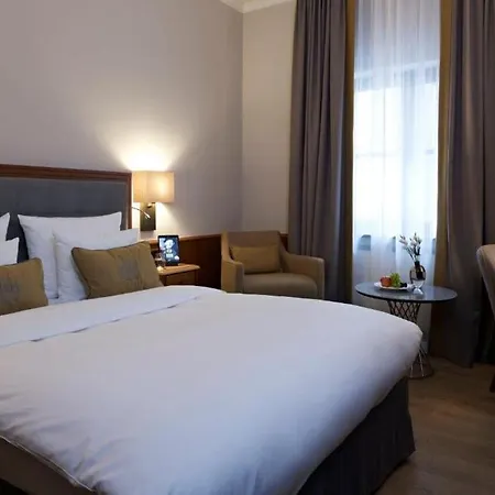 Platzl Hotel 4*